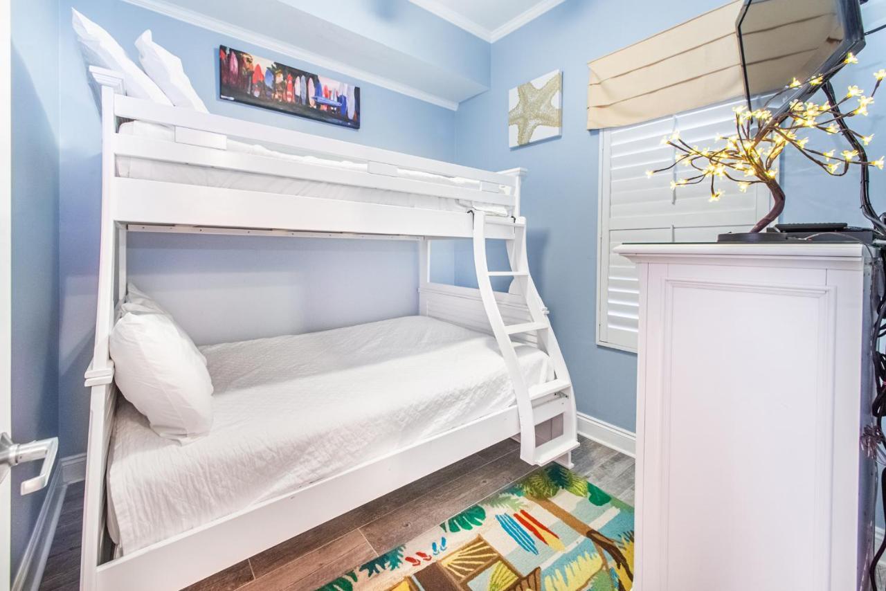 Calypso 2-2304 West * Panama City Beach